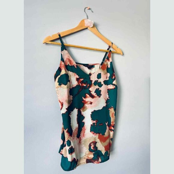 Banana Republic Abstract Floral Tank Top – Size XS, Excellent Condition - Picture 5 of 7